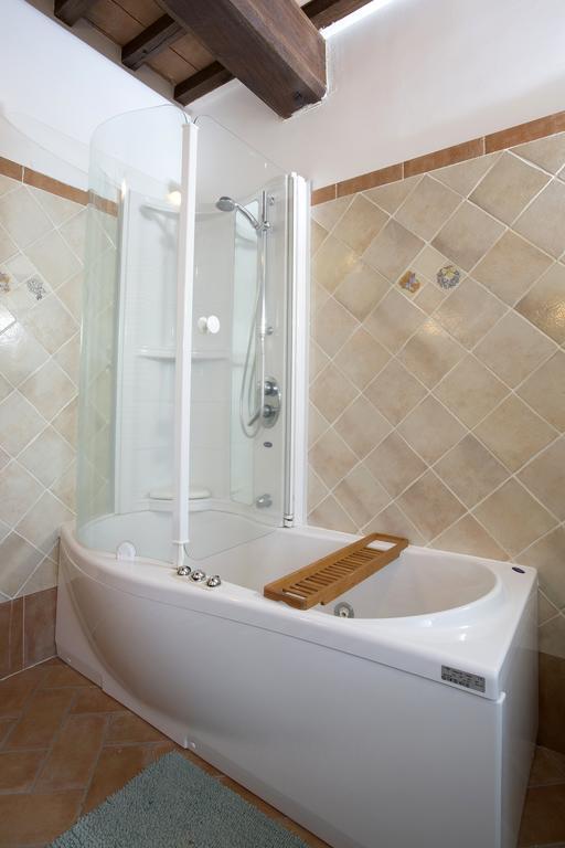 Casa Sandro A Podere Pascianella Villa Castelmuzio Стая снимка