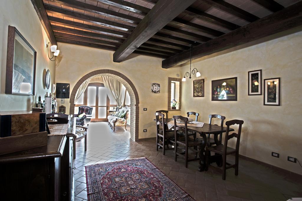 Casa Sandro A Podere Pascianella Villa Castelmuzio Стая снимка