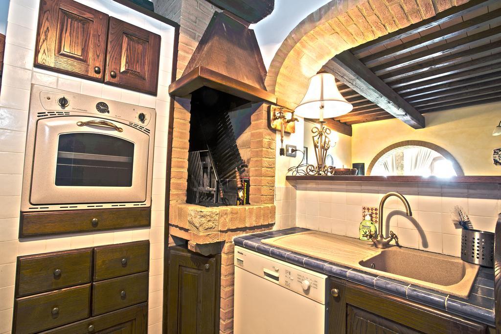 Casa Sandro A Podere Pascianella Villa Castelmuzio Стая снимка