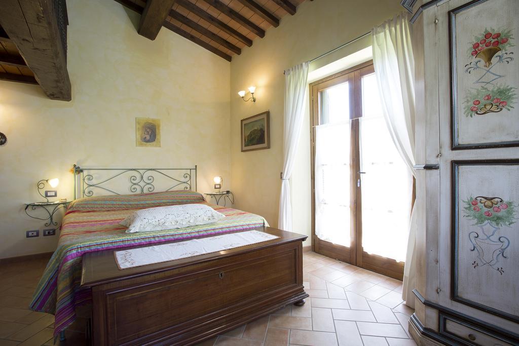 Casa Sandro A Podere Pascianella Villa Castelmuzio Стая снимка